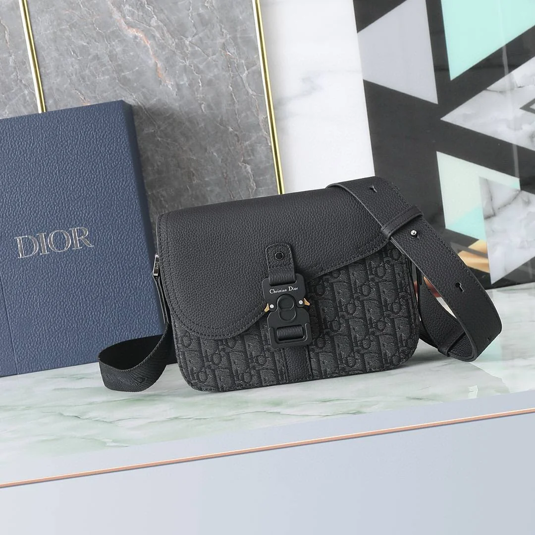 Чоловіча сумка - Dior